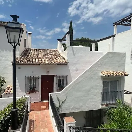 Peaceful House * מארבלה