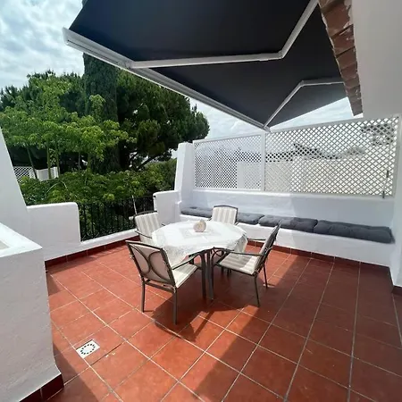 Peaceful House דירה מארבלה