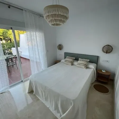 Peaceful House * מארבלה