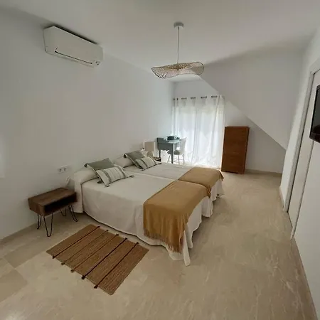 Peaceful House * מארבלה